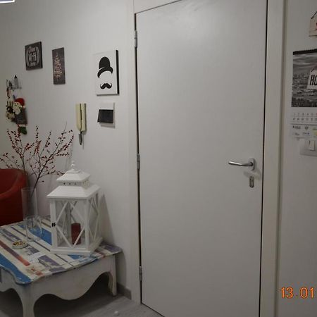 לינה וארוחת בוקר פוזולי Valentina'S House מראה חיצוני תמונה